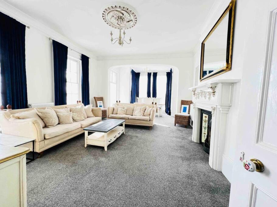 Flat 4 Marine Parade House, 1 East Cliff- Next To Dover Port, White Cliffs, Beach, Castle Zewnętrze zdjęcie