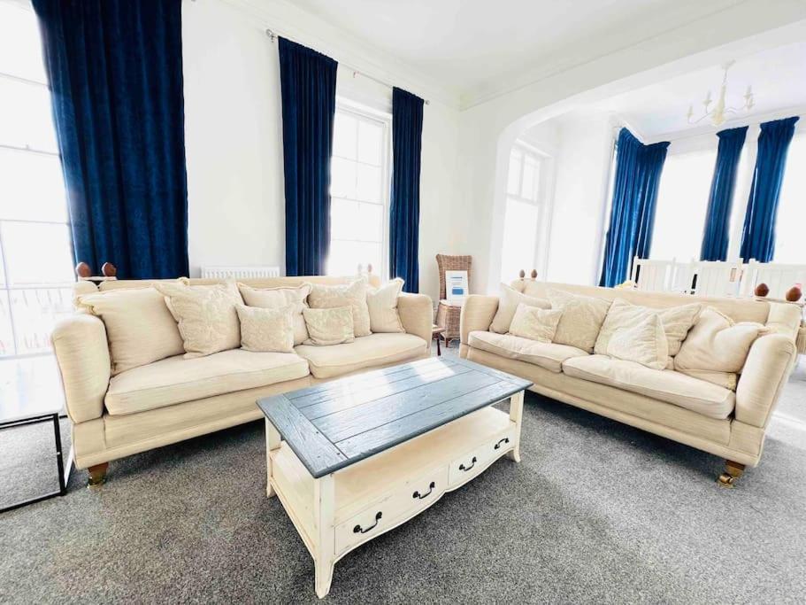 Flat 4 Marine Parade House, 1 East Cliff- Next To Dover Port, White Cliffs, Beach, Castle Zewnętrze zdjęcie
