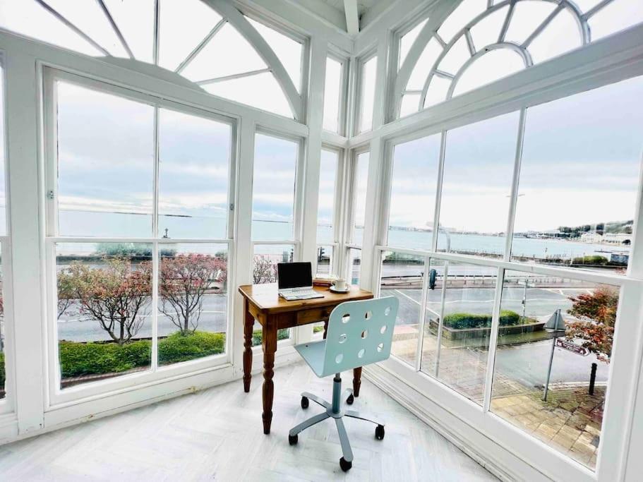Flat 4 Marine Parade House, 1 East Cliff- Next To Dover Port, White Cliffs, Beach, Castle Zewnętrze zdjęcie